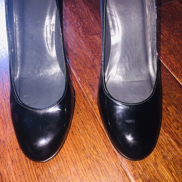 Stuart Weitzman Pumps - Picture 5 of 10